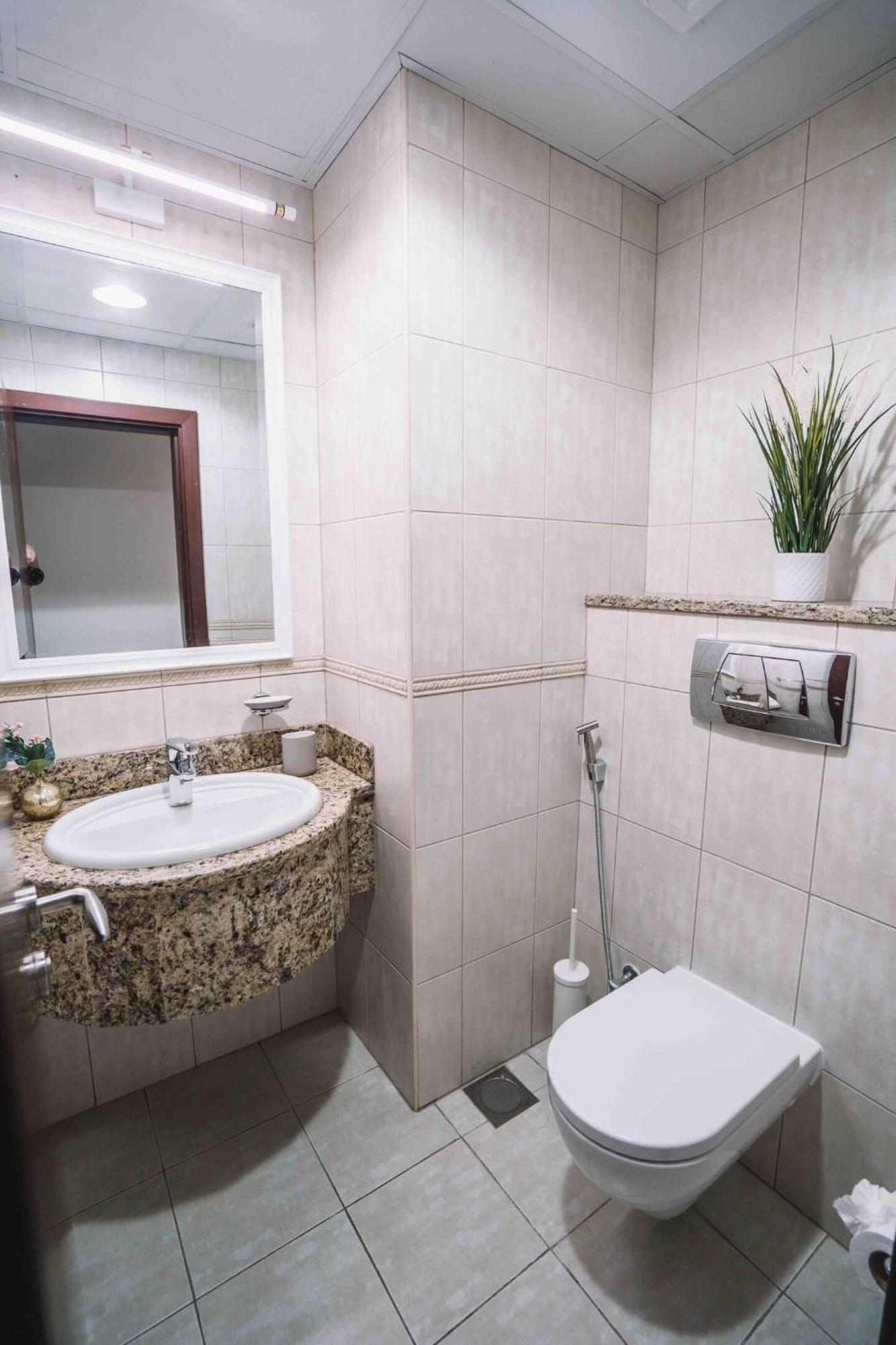 Sea & Palm View Elegant 1 Bedroom Apartment 두바이 외부 사진